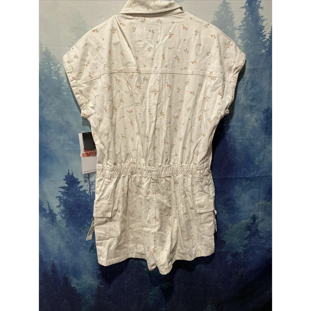 Celebrity Pink‎ Cargo Romper Size XL